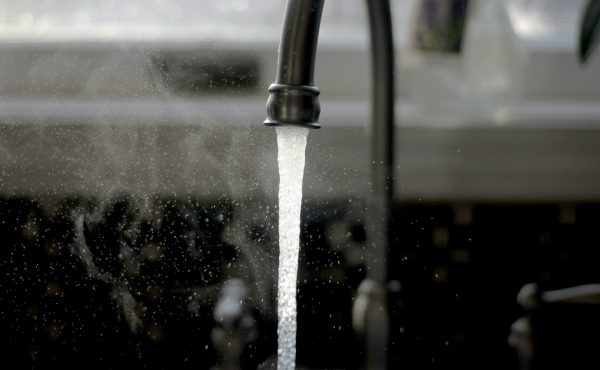 Gebührenerhöhung Wasserhaushalt_imani-vDQ-e3RtaoE-unsplash